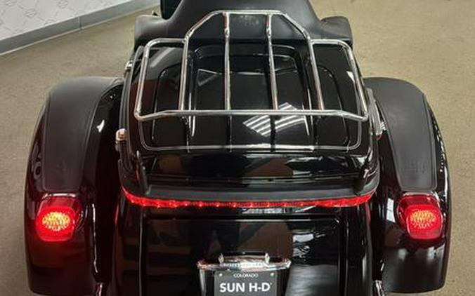 2014 Harley-Davidson® FLHTCUTG - Tri Glide® Ultra