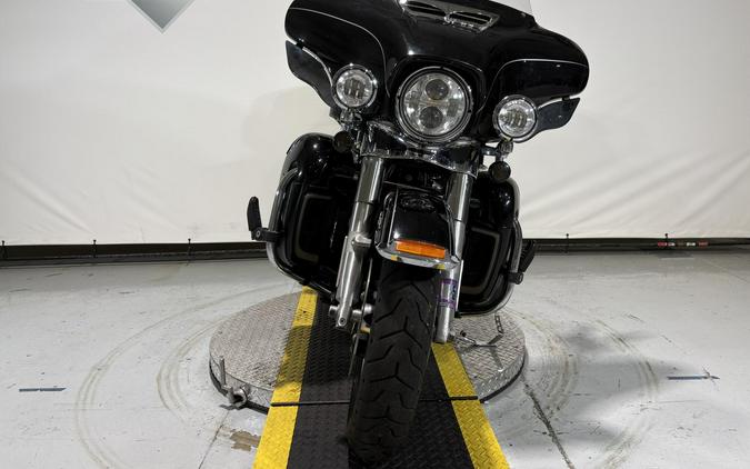 2017 Harley-Davidson Ultra Limited Low Vivid Black