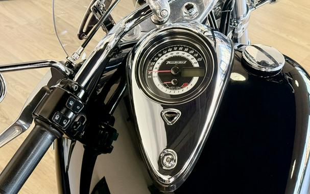 2013 Triumph Thunderbird ABS