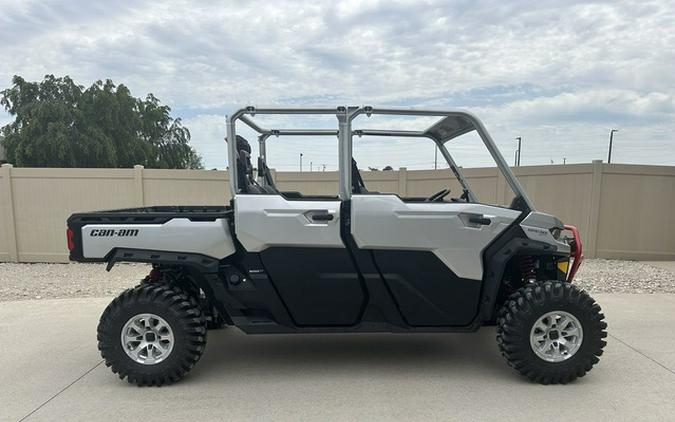 2024 Can-Am Defender MAX X mr with Half Doors HD10