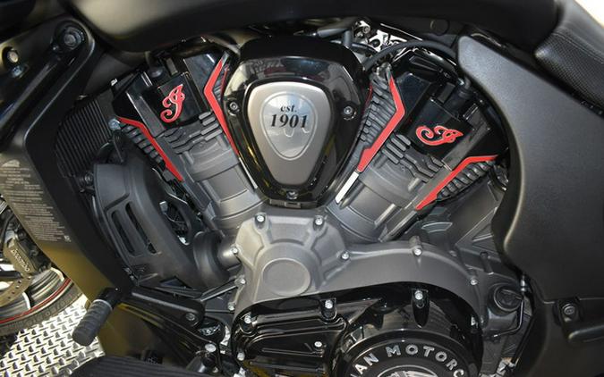 2023 Indian Challenger Dark Horse Black Smoke