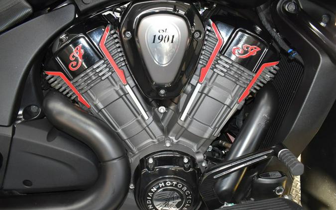 2023 Indian Challenger Dark Horse Black Smoke