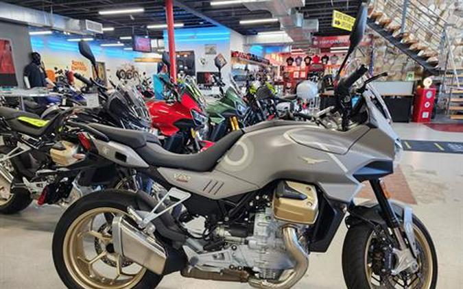 2023 Moto Guzzi V100 Mandello Aviazione Navale