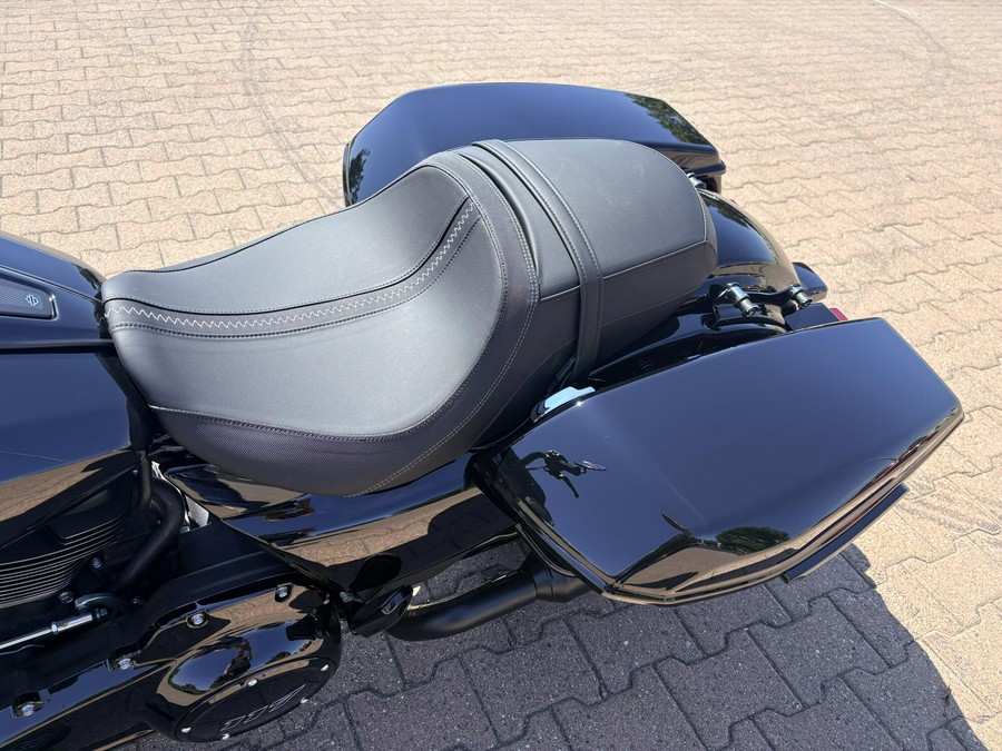 FLTRX 2026 Road Glide®