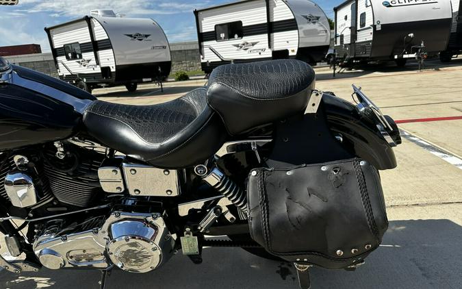 2001 Harley-Davidson Low Rider® Vivid Black