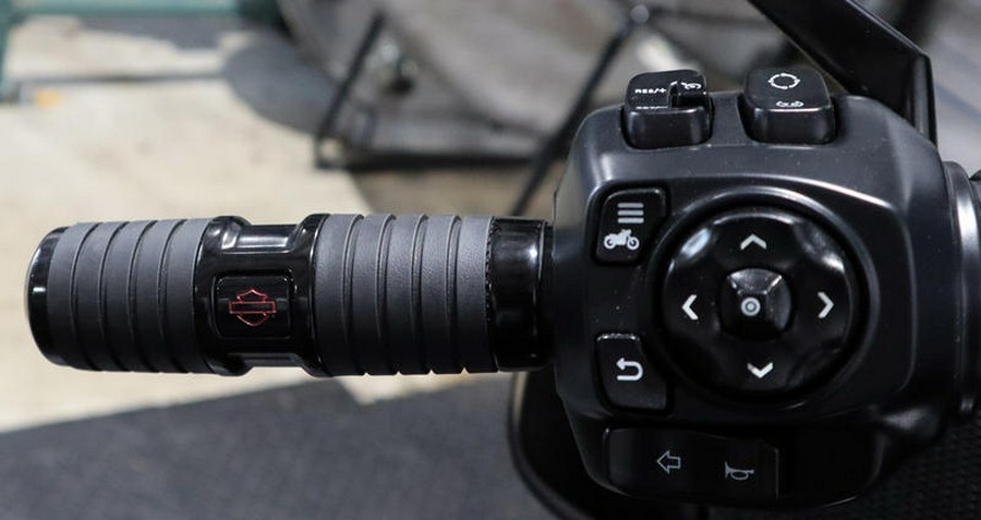 2025 Harley-Davidson® FLHXU - Street Glide® Ultra