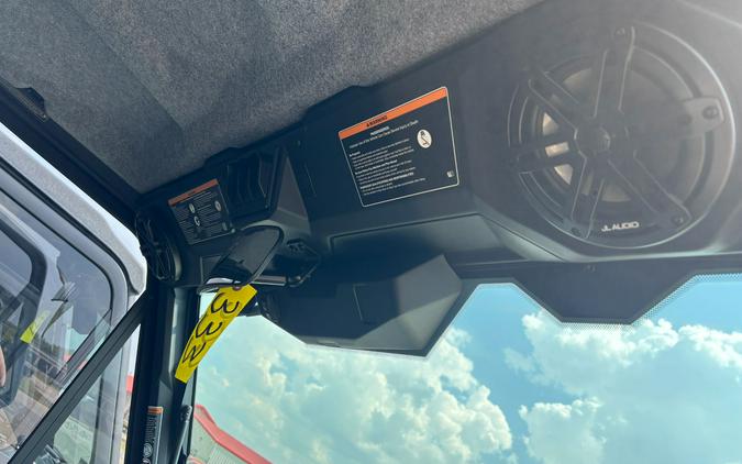 2026 Can-Am Defender MAX Limited HD11