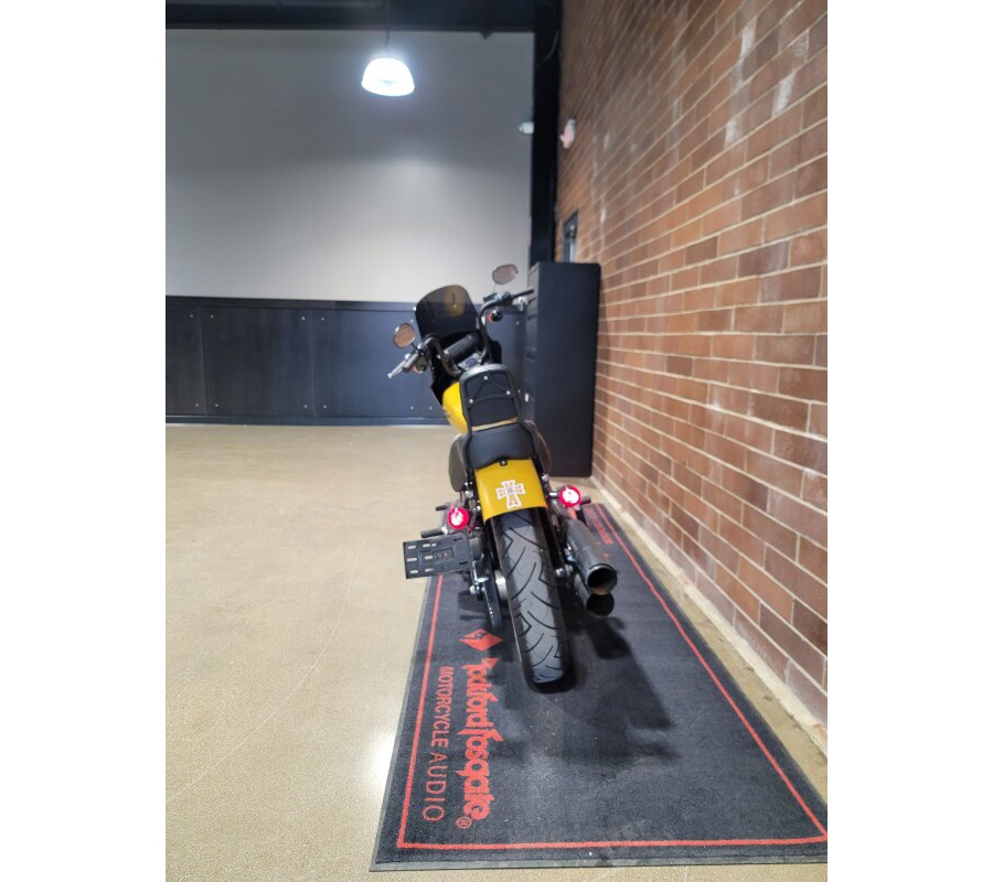 2019 Harley-Davidson® Street Bob® Rugged Gold Denim FXBB