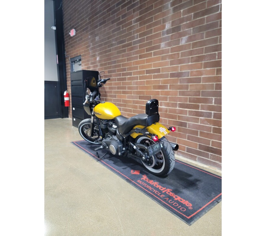 2019 Harley-Davidson® Street Bob® Rugged Gold Denim FXBB