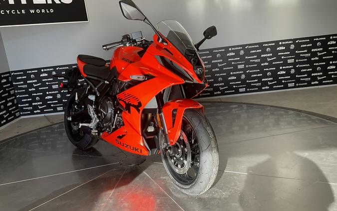 2027 SUZUKI GSX-8R - 81047S