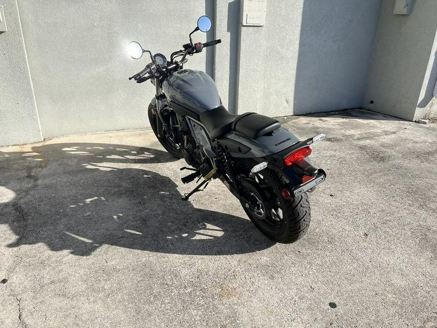 2024 Kawasaki Eliminator® Pearl Storm Gray