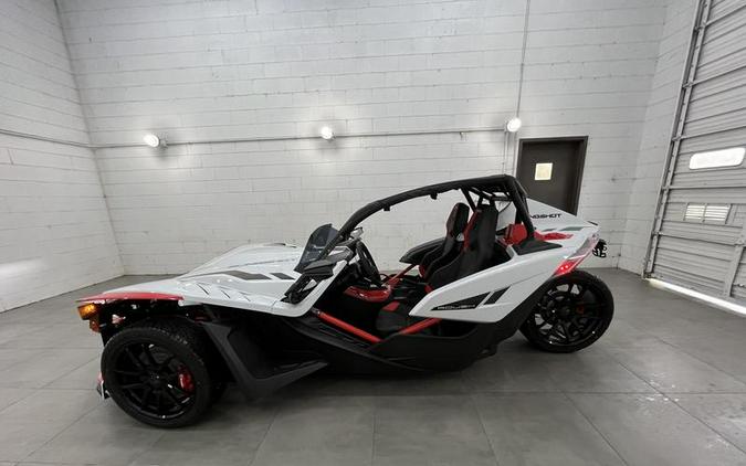 2024 Polaris Slingshot® ROUSH® Edition Manual