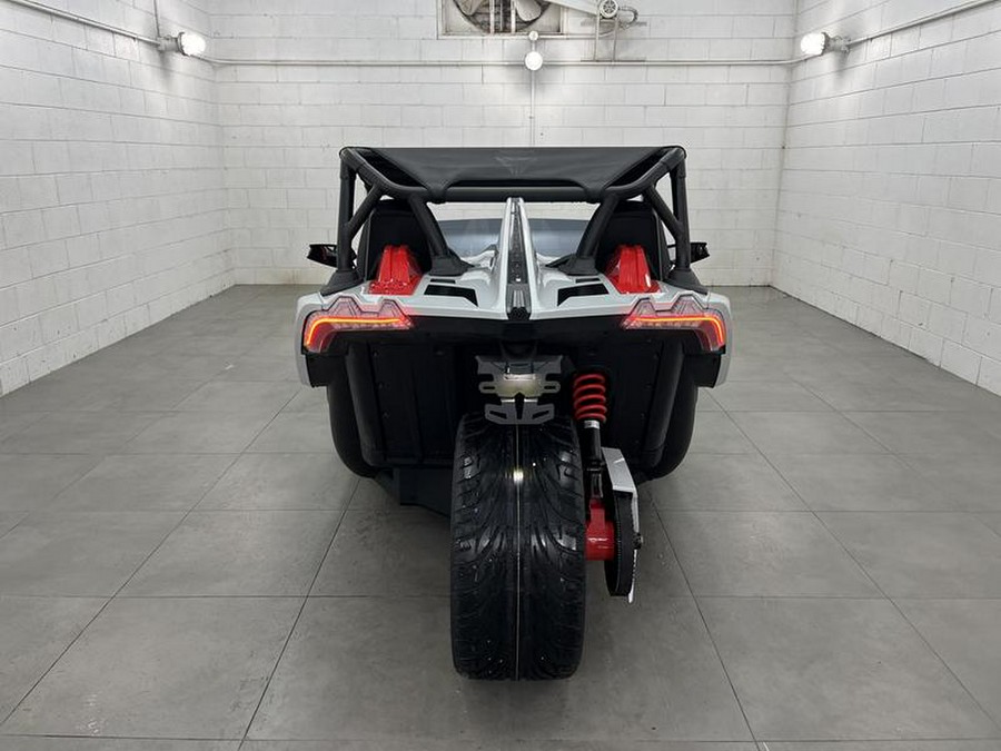 2024 Polaris Slingshot® ROUSH® Edition Manual