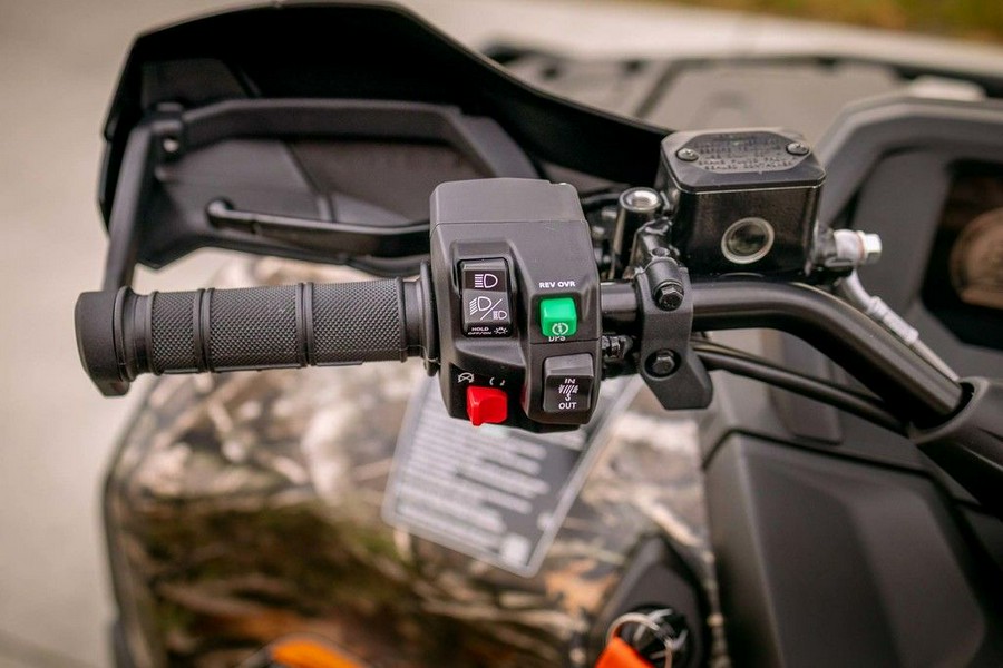 2026 Can-Am® Outlander MAX XT 850 Dark Wildland Camo