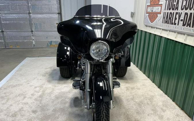 2011 Harley-Davidson® FLHXXX - Street Glide® Trike
