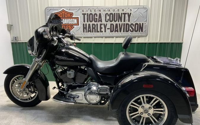 2011 Harley-Davidson® FLHXXX - Street Glide® Trike