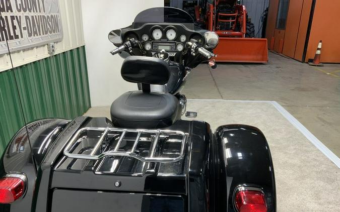 2011 Harley-Davidson® FLHXXX - Street Glide® Trike