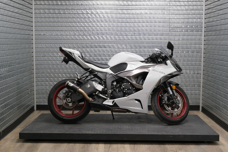 2025 KAWASAKI NINJA ZX-6R
