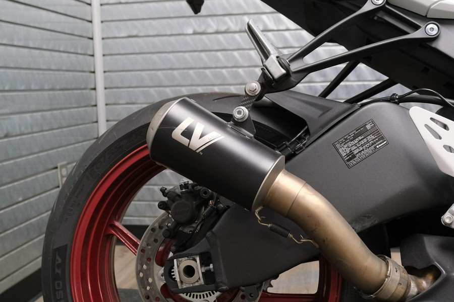 2025 KAWASAKI NINJA ZX-6R