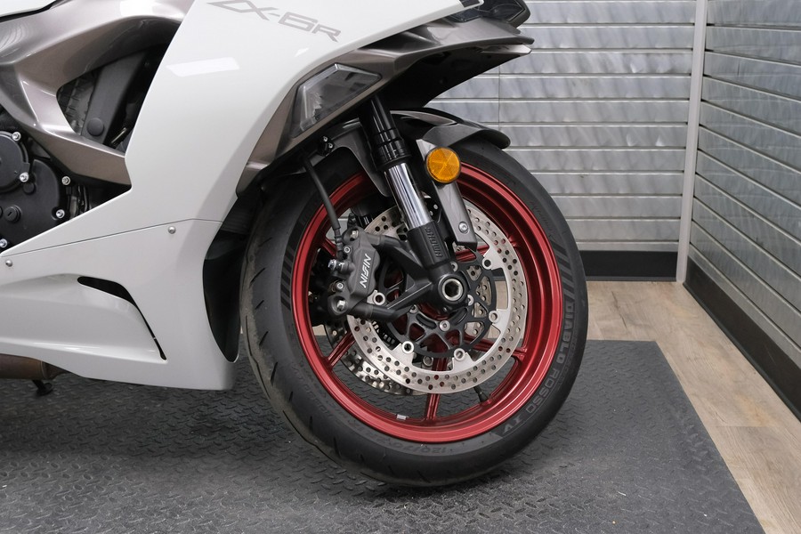 2025 KAWASAKI NINJA ZX-6R