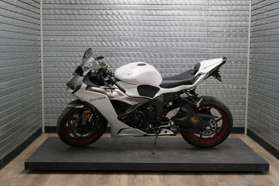 2025 KAWASAKI NINJA ZX-6R