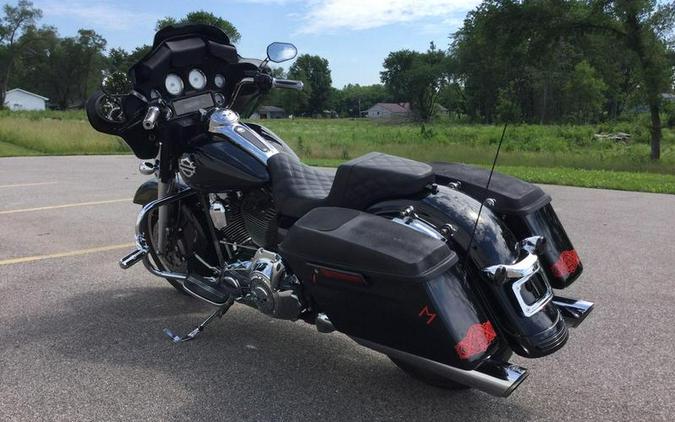 2013 Harley-Davidson® FLHX - Street Glide®