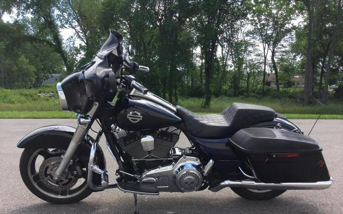 2013 Harley-Davidson® FLHX - Street Glide®