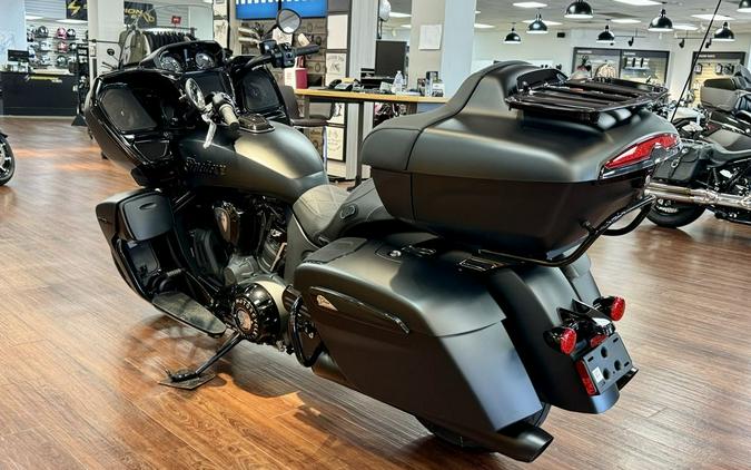 2024 Indian Motorcycle® Pursuit® Dark Horse® with PowerBand Audio Package Black Smoke