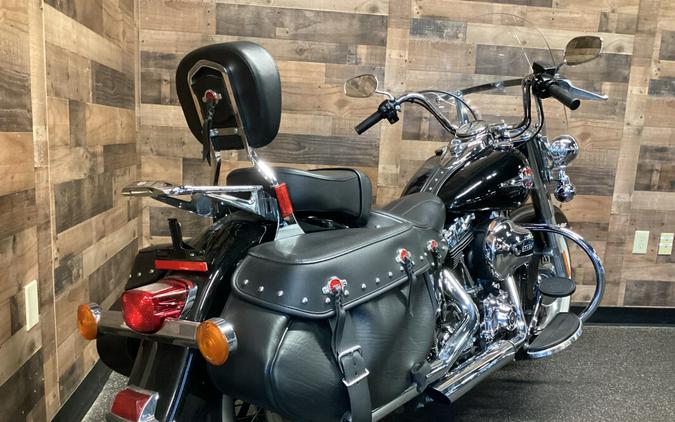 2016 Harley-Davidson® Heritage Softail® Classic Black
