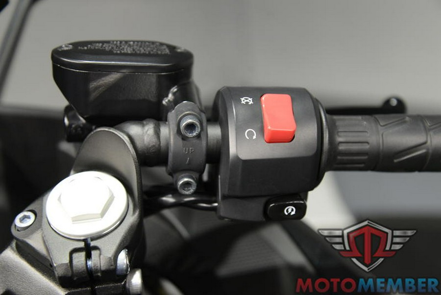 2023 Kawasaki Ninja® 400 Matrix Camo Gray/Metallic Matte Carbon Gray