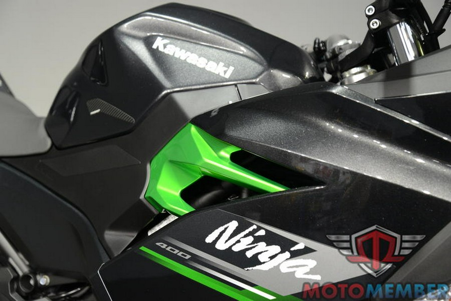 2023 Kawasaki Ninja® 400 Matrix Camo Gray/Metallic Matte Carbon Gray