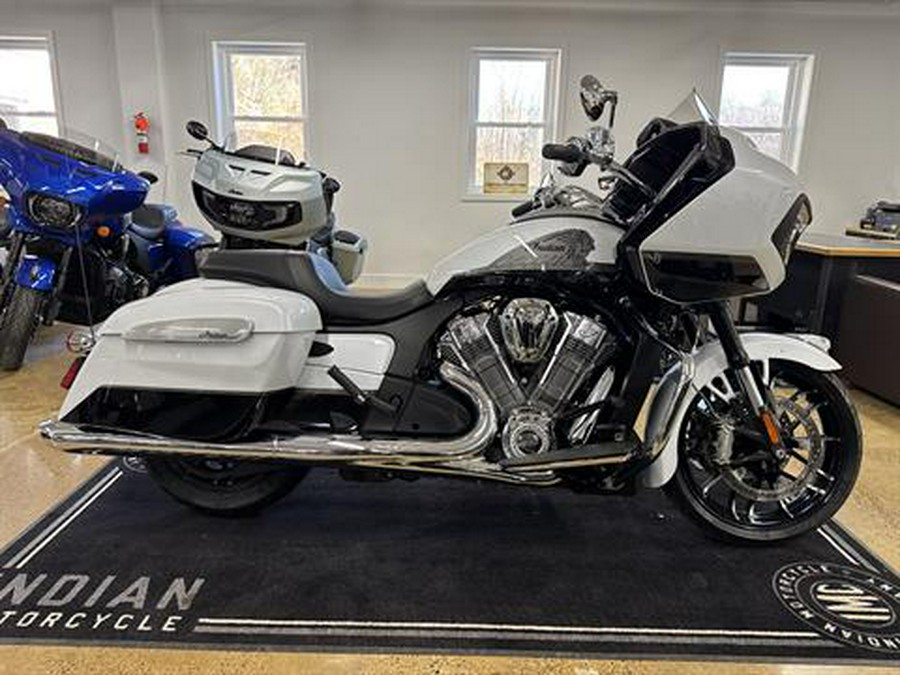 2024 Indian Motorcycle Challenger® Limited