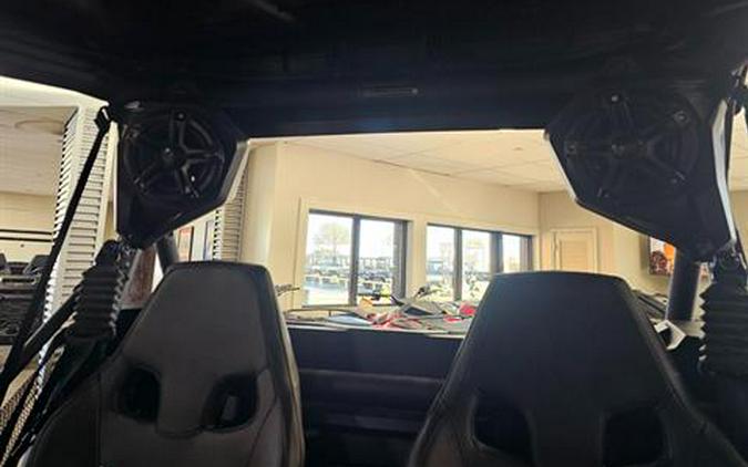 2025 Can-Am Maverick Trail DPS 700