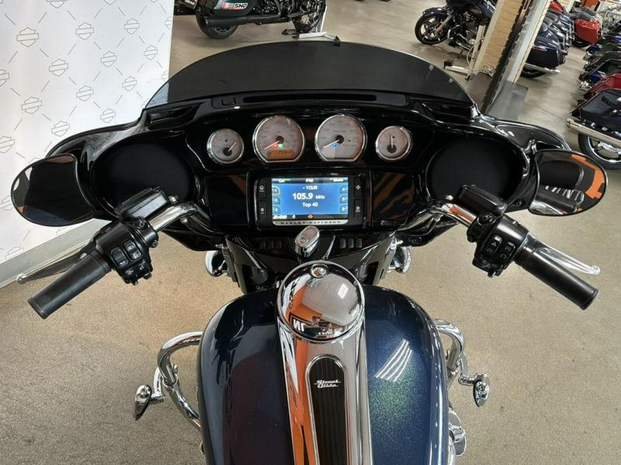 2016 Harley-Davidson® FLHXS - Street Glide® Special