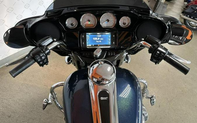 2016 Harley-Davidson® FLHXS - Street Glide® Special