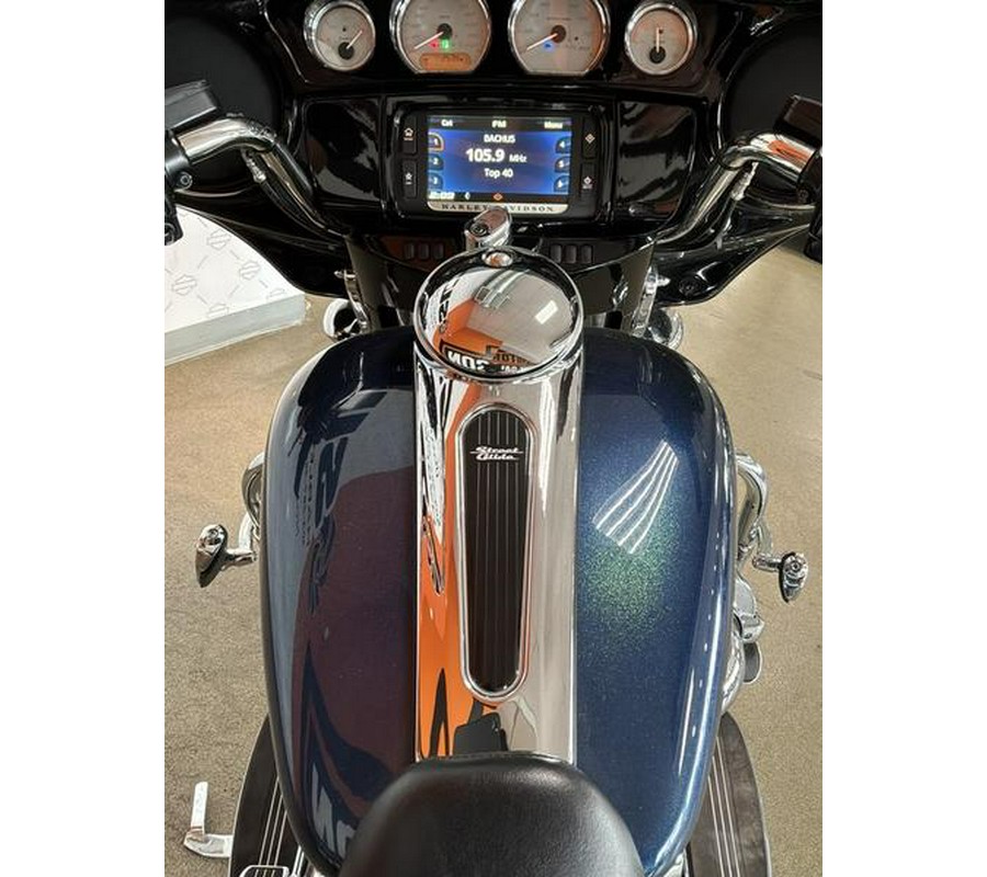 2016 Harley-Davidson® FLHXS - Street Glide® Special