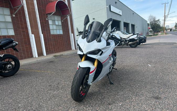 2024 Ducati SuperSport 950 S