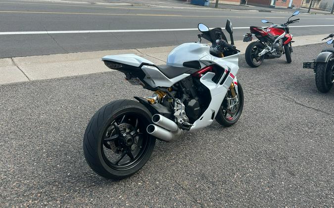 2024 Ducati SuperSport 950 S