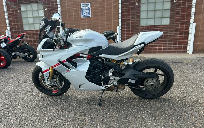 2024 Ducati SuperSport 950 S