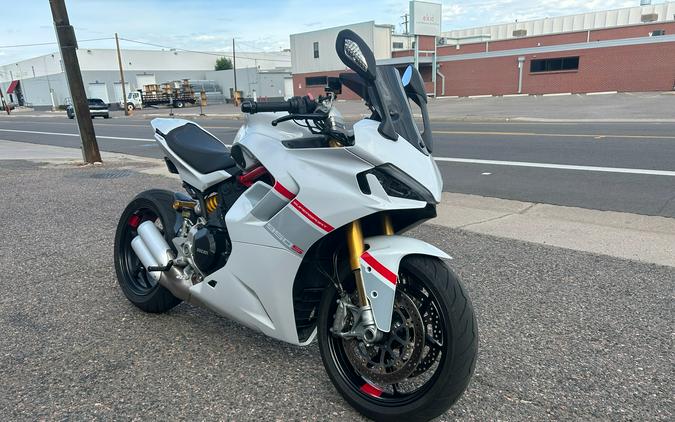 2024 Ducati SuperSport 950 S