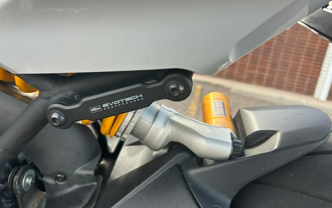 2024 Ducati SuperSport 950 S