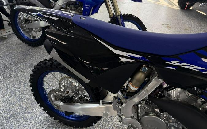 2027 Yamaha YZ125 Monster Energy Edition