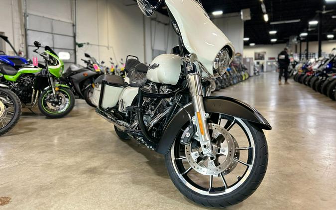 2022 Harley-Davidson Street Glide®