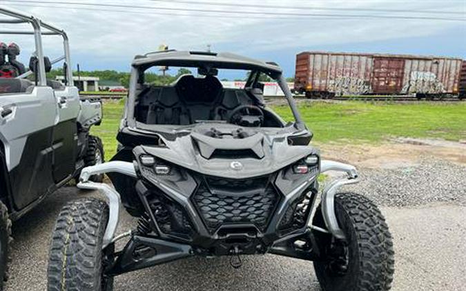 2024 Can-Am Maverick R X