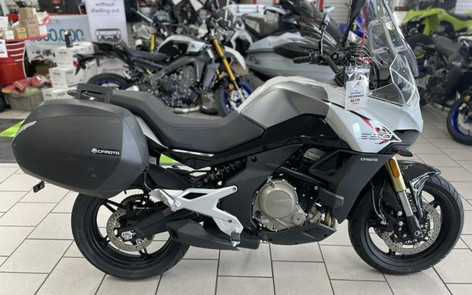 2023 CFMOTO 650 Adventura