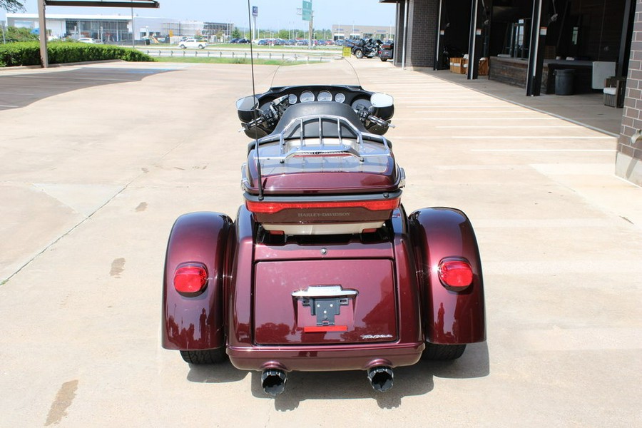 2018 Harley-Davidson® FLHTCUTG - Tri Glide® Ultra