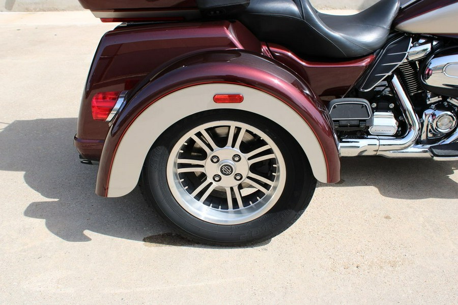 2018 Harley-Davidson® FLHTCUTG - Tri Glide® Ultra