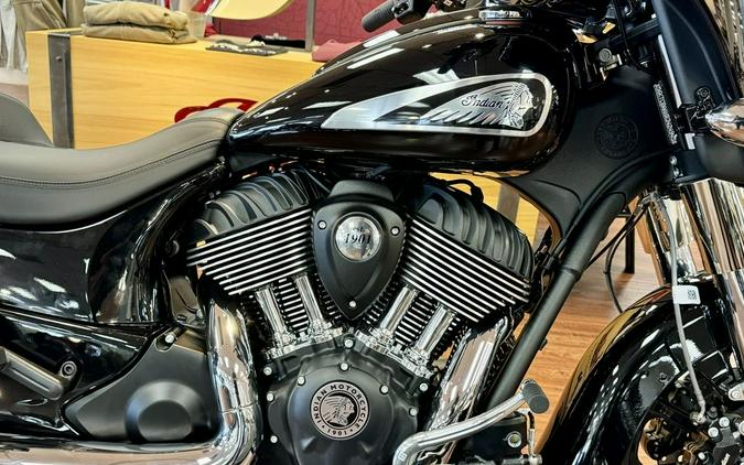 2024 Indian Motorcycle® Chieftain® Black Metallic