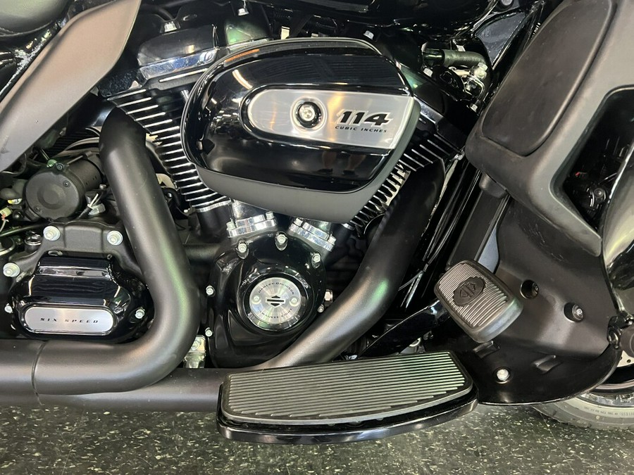 2020 Harley-Davidson Ultra Limited Vivid Black FLHTK