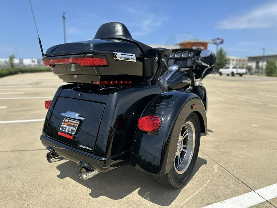 2022 Harley-Davidson® FLHTCUTG - Tri Glide® Ultra